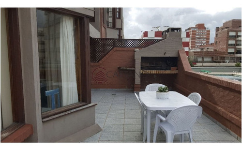 Imagen 16 de 27 de Apartamento De 2 Dormitorios Y 2 Baños A 1 Cuadra De Gorlero, Con Gran Terraza Y Parrillero Propio. - Punta Del Este Peninsula