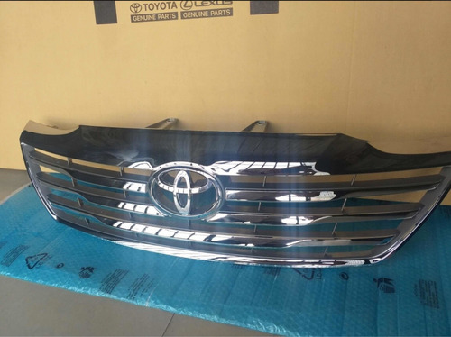 Parrilla Toyota Fortuner 2012 A 2017 Original Completa