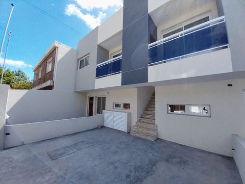 Venta Ph 2 Amb A Estrenar, Balcón Cochera. Pompeya