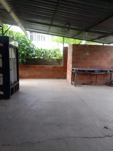 Alquilo Galpon , Zona Centrica