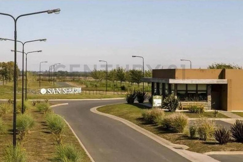 Imagen 5 de 30 de Lote En Venta En San Sebastian Área 10 Al Agua