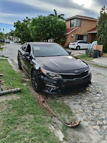 Kia Optima 2.0 L Turbo Gdi Sxl At
