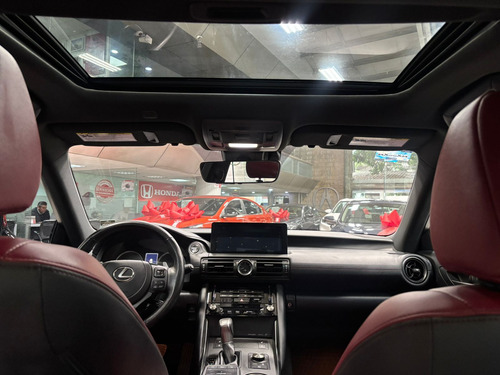 Lexus IS 2.0 300 Premium At