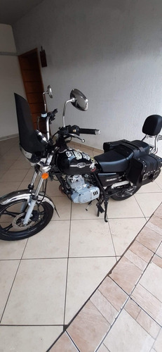 Suzuki Intruder 125
