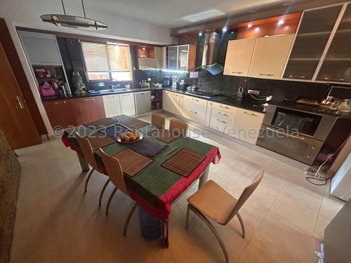 Se Vende Apartamento En Lomas De Las Mercedes Mls #25-11129