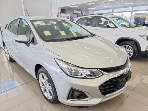 Imagen 2 de 14 de Cruze 5p 1.4t Lt .gl