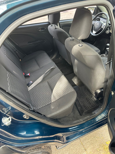 Toyota Etios Cross