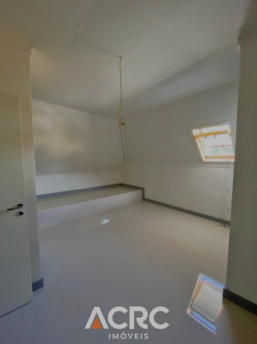 Imagem 6 de 18 de Acrc Imóveis - Apartamento À Venda No Bairro Cachoeira Do Bom Jesus Em Florianópolis/sc, Com 03 Dormitórios Sendo 01 Suíte E 02 Vagas De Garagem - Ap04605 - 69799161