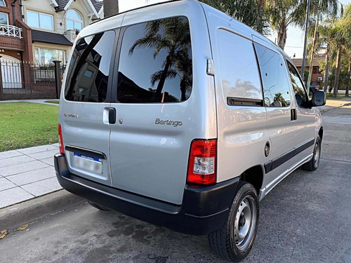 Imagen 10 de 18 de Citroën Berlingo 2020 1.6 Hdi 92 Bussines Mixto