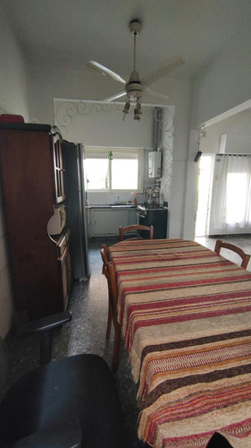 Casa Con Local En Venta