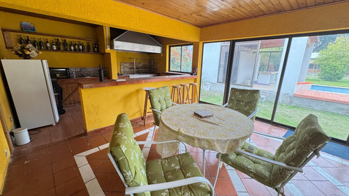 Vendo Amplia Casa En Corral De Piedras, Los Niches
