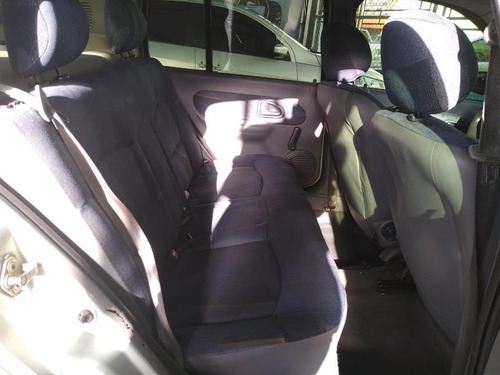 Renault Clio Sedan 1.0 16v Rn 4p