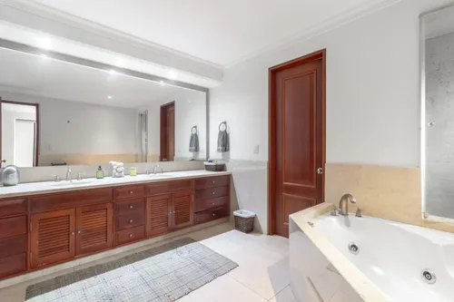 Apartamento En Venta En Bosque De Pinos I. Cod V17142