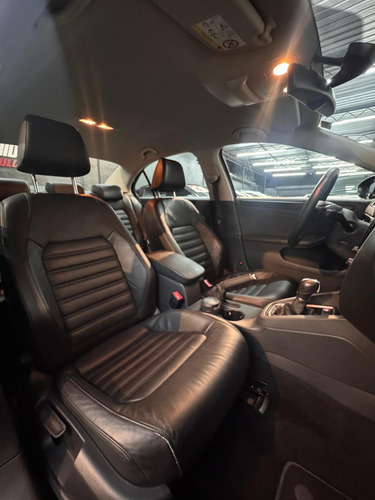 Volkswagen Jetta 2.0 TSI HIGHLINE 211CV GASOLINA 4P TIPTRONIC