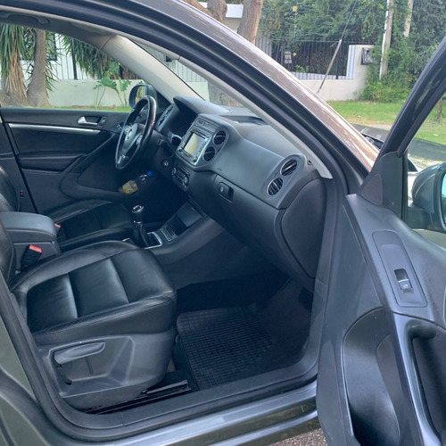Volkswagen Tiguan 2.0t, Caja Manual De 6º