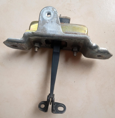 Tope De Puerta Tras Der Dodge Stratus Se 2.4 Automatico 2000 (Usado)