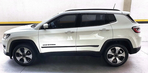 Imagem 3 de 12 de Jeep Compass 2017 2.0 Longitude Flex Aut. 5p