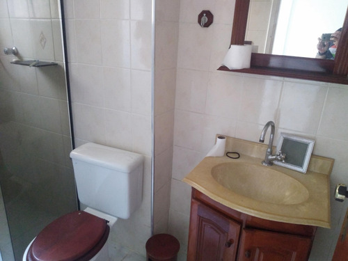 Imagem 11 de 14 de Apartamento 2 Dormitórios Com Piscina 250.000