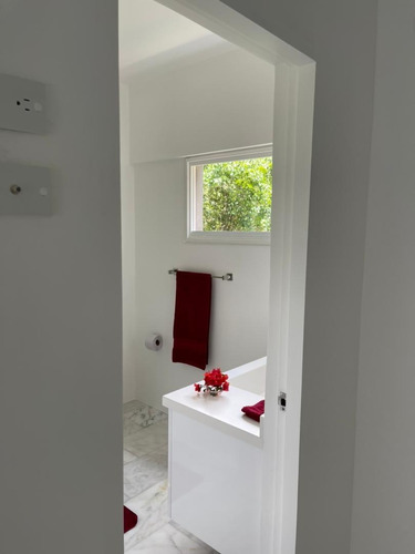 Imagen 12 de 15 de Apartamento En Venta En Colinas De Bello Monte Cerca De La Embajada Americana