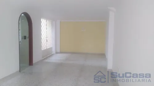 Casa Comercial Muy Amplia Con Excelente Ubicación Cod. 33578