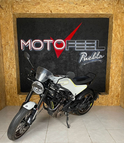Imagen 2 de 8 de Motofeel Puebla- Husqvarna Vitpilen 401- @motofeelpue