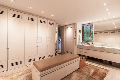 Apartamento En Arriendo/venta En El Nogal. Cod V6766