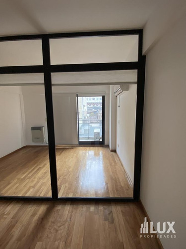 Imagen 17 de 28 de Venta Departamento Mono Dividido Dorrego Y Pellegrini - Posibilidad Oficina - Zona Tribunales