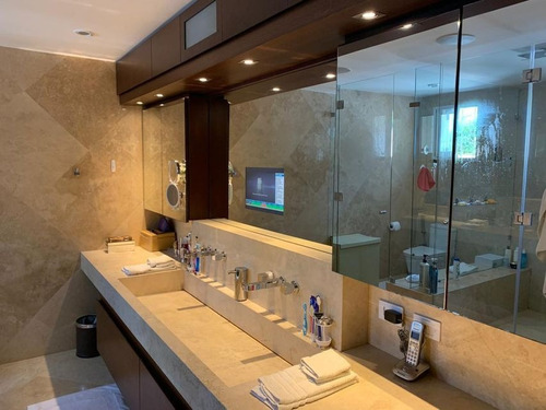 Imagen 13 de 20 de Casa En Venta La Castellana Lp