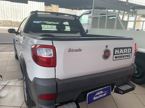 Imagem 3 de 15 de Strada 2018 Cab Estendida Completa Emplacada Sem Detalhes