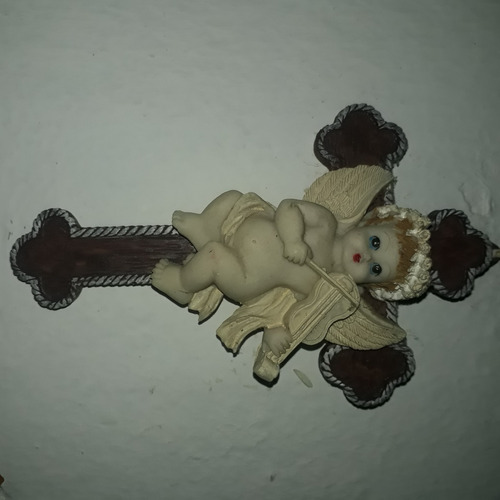 Cruz De Madera Con Angelito De Porcelana
