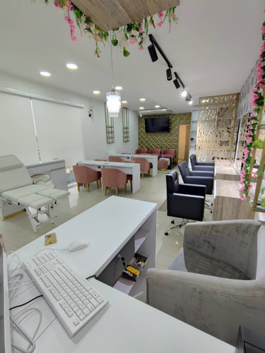 Imagen 3 de 21 de Local. Venta. Parque Las Acacias. Acacias. San Cristóbal