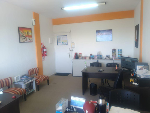 Imagen 2 de 6 de Oficina En Vicente López Venta Av. Maipu