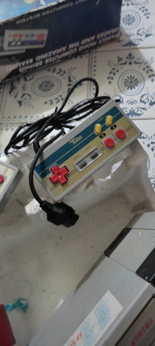 Antigua Consola De Videojuegos Completa Con Su Caja Original (Usado)