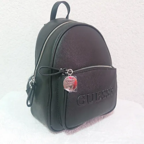 Backpack Guess Color Negro. Meses sin intereses