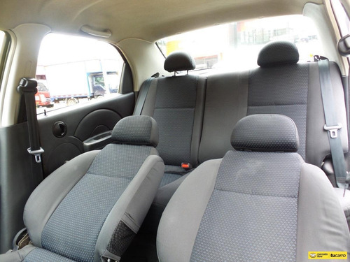 Imagen 12 de 15 de Chevrolet Aveo Family 1.5 Mt
