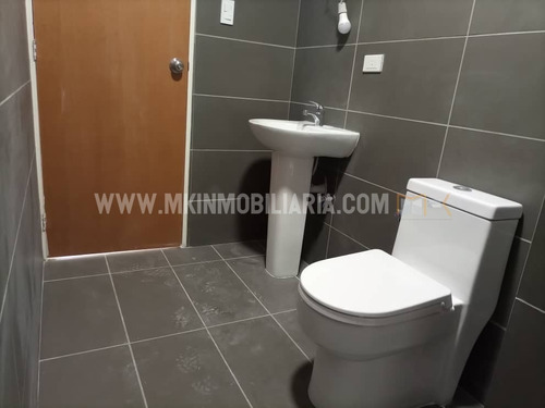 Imagen 6 de 7 de Mk Vende Cómodo Y Moderno Apartamento En Cagua ** +584144513941 **