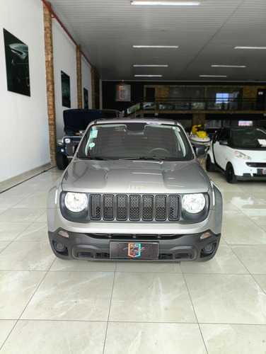 Jeep Renegade 1.8 Flex Aut. 5p