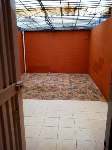 Imagen 4 de 29 de Casas En Arriendo Calicanto 1067-502