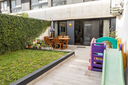 4 Amb Jardin/parrilla 2 Cochera/2 Bau /pileta/sol