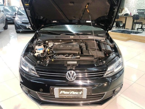 Volkswagen Jetta Highline Tiptronic 2.0 Tsi