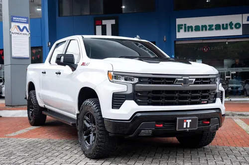 Chevrolet Silverado 5.3 Z71 4X4 At