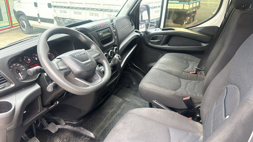 Iveco Daily 35.150 Cs 2021 Baú