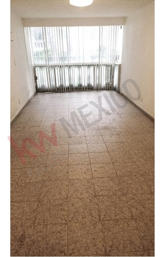 Departamento En Renta En Planta Baja , 3 Recámaras En Torres De Coyoacán.