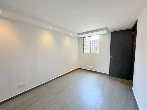 Apartamento En Venta En Fontana 3. Cod V1587