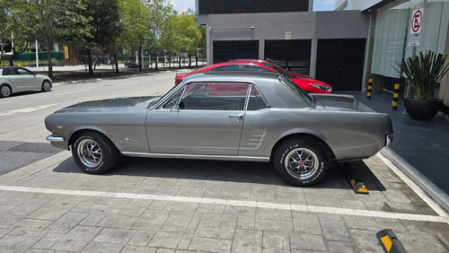 Mustang Hardtop 289. Año 1966. Excelentes Condiciones.