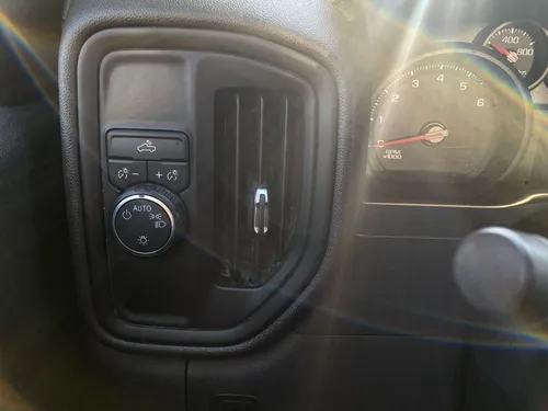 Chevrolet Silverado 4.3 V6 1500 WT Cabina Regular 4x2 At