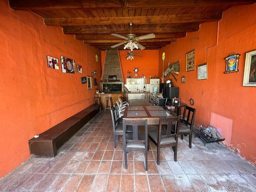 Imagen 20 de 20 de Granja De Funes - Espectacular Casa!! Excelente Ubicacion