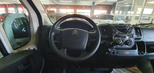 Imagen 13 de 15 de Citroën Jumper 2.2 435 L2h2 Hdi 130 Mt6 Furgon 2023