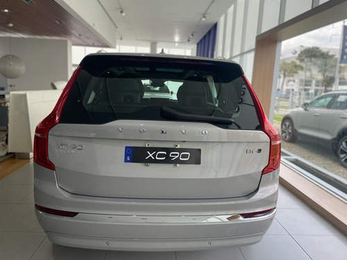 Imagen 2 de 15 de Volvo Xc90 Ultimate B6