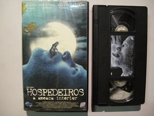 Hospedeiros, A Ameaça Interior - They Nest (2000) Legendado